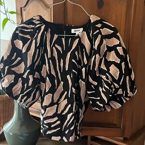 DKNY Black and Cream Patterned Blouse